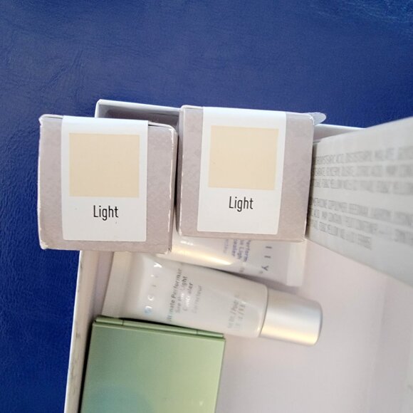 8 Piece Mally Makeup Cosmetics Bundle Lot in a Gift Box - Picture 7 of 13